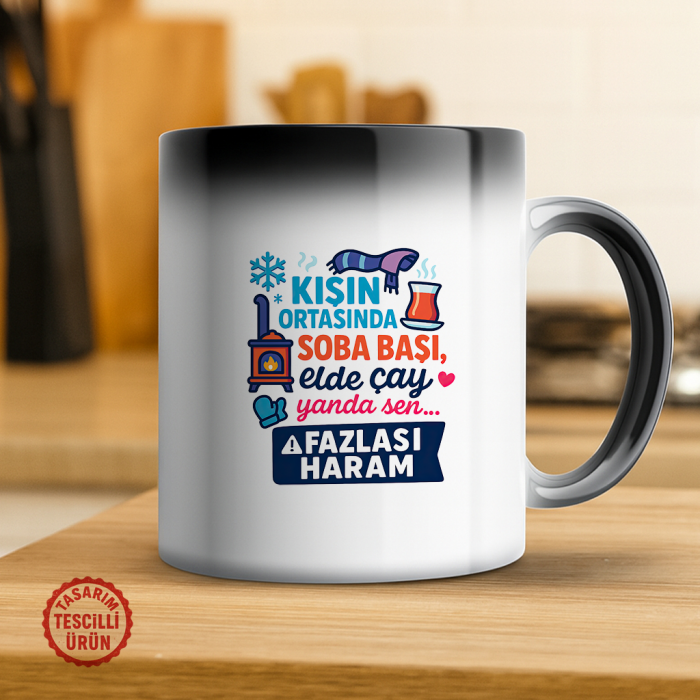 Kışın Ortasında Soba Başı, Elde Çay Sihirli Kupa Bardak