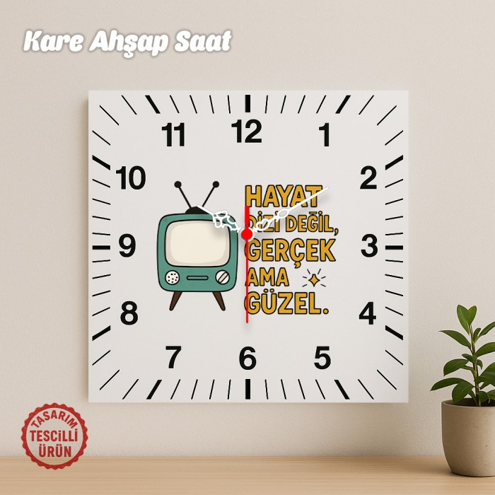 Hayat Dizi Değil, Gerçek Ama Güzel Kare Ahşap Saat
